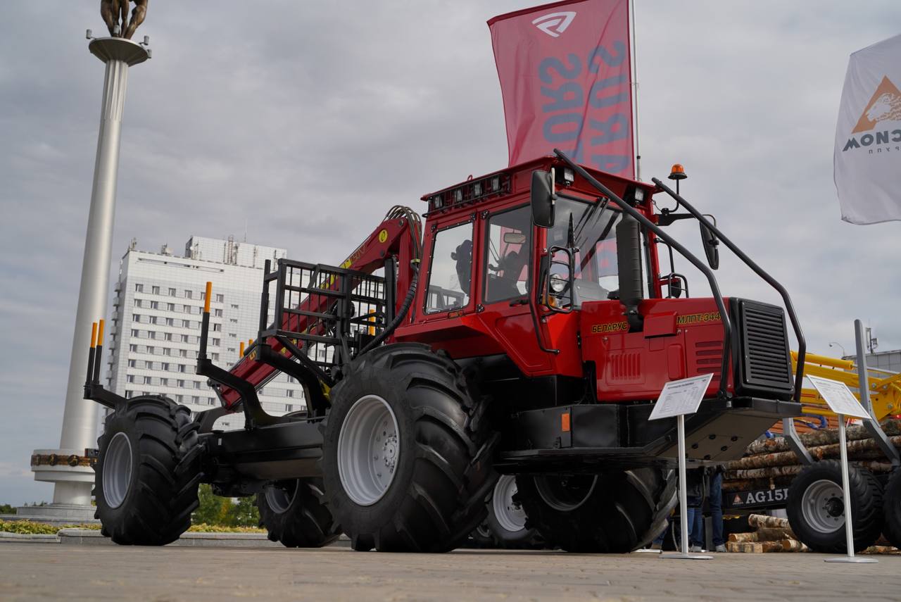 «МТЗ-ХОЛДИНГ» представит технику для лесных работ на выставке в Логойске 16 апреля